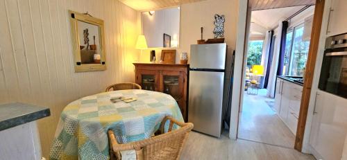 Belz House | Maisonnette St Cado