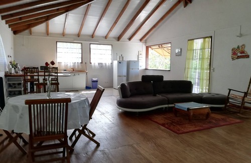 Sainte-Rose House | Maisoson 130m in Sainte-Rose for the holidays at the seaside, mountains.