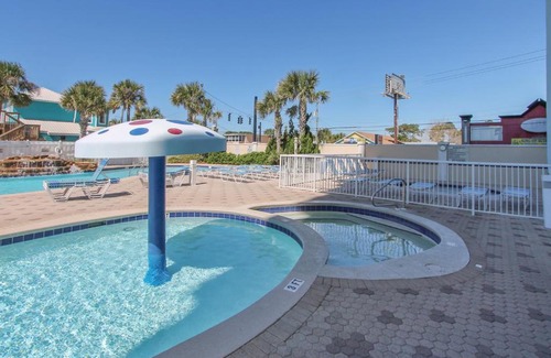Long Beach House | Majestic Beach Resort #1309-2 by Book That Condo