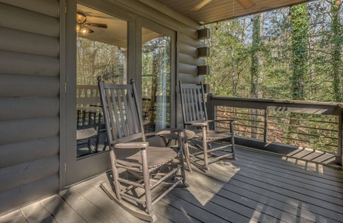 Morganton House | Majestic by Nature By Escape to Blue Ridge