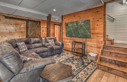 Morganton House | Majestic by Nature By Escape to Blue Ridge