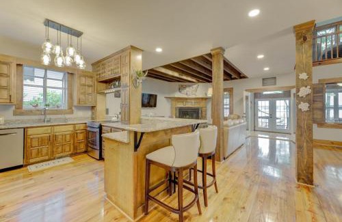 Gilbert House | Majestic Lake Murray Retreat