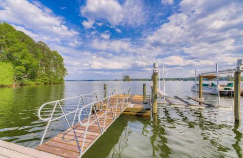 Gilbert House | Majestic Lake Murray Retreat