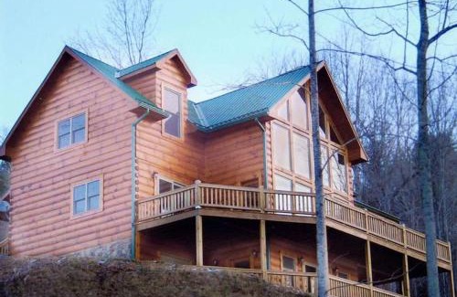 Butler House | Majestic Manor - Peaceful Modern Cabin Retreat Near Watauga Lake