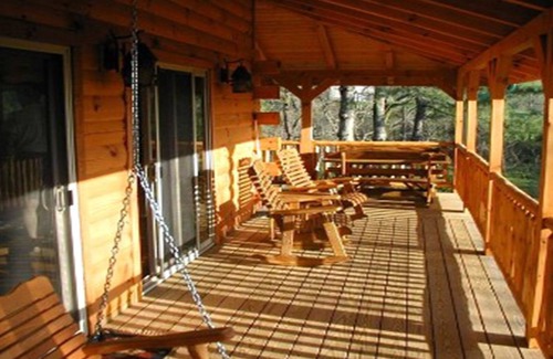 Waynesville Cabin | Majestic Mountain Log Cabin in Western North Carolina