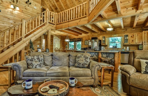 Morganton Cabin | Majestic Mountain | Morganton, GA