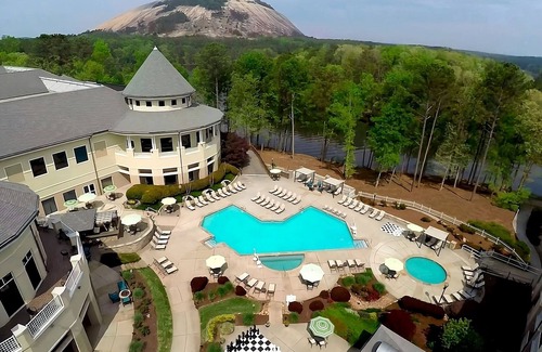 Stone Mountain Hotel | Majestic Views! Pet-friendly Accommodation near Dinosaur Explore! FREE Parking!