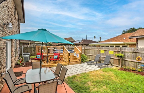 Read Boulevard East House | 'Major Manor' New Orleans Home w/Pool & Game Room