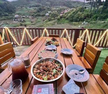 Kundasang House | MAK Homestay UPSTAIRS with 5 Bedrooms