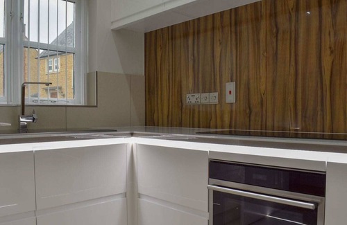 Norton Sub Hamdon Cottage | Make sure you spend time exploring the stunning Montacute House.