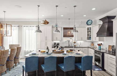 Bahama Beach House | 'Make Your Mark PCB' Gulf Front/Private Pool/Wifi/Tiki Bar