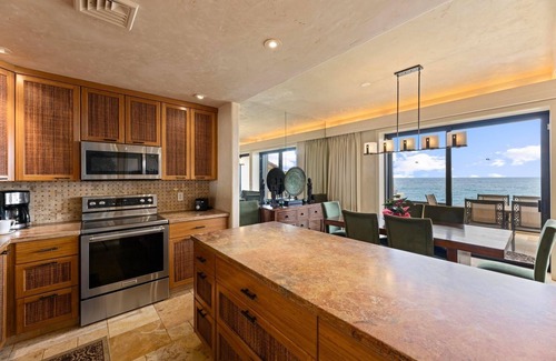 Wailea Condo | Makena Surf | F208 | Beachfront Resort