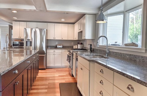 Lochmere House | Makin' Waves on Silver Lake with sandy beach and dock