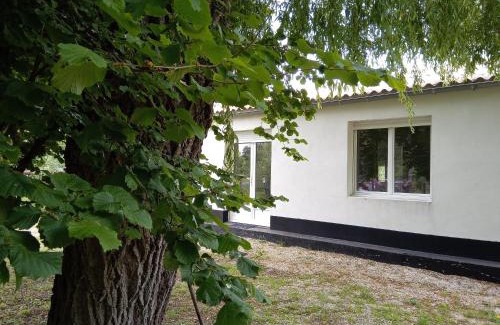 Boutiers-Saint-Trojan House | Makivka - A 5 min de Cognac - Maison entière avec 2 chambres