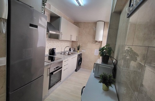 Cruz de Humilladero Apartment | Malaga City Center Apartment 5p