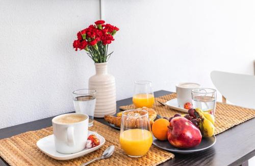El Ejido Apartment | -MalagaSunApts- Bright City Centre Studio