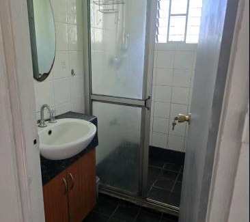 Suva House | MalaudeAirBNB