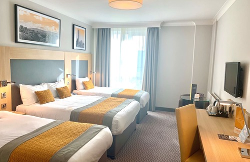 Newlands Cross Hotel | Maldron Hotel Newlands Cross