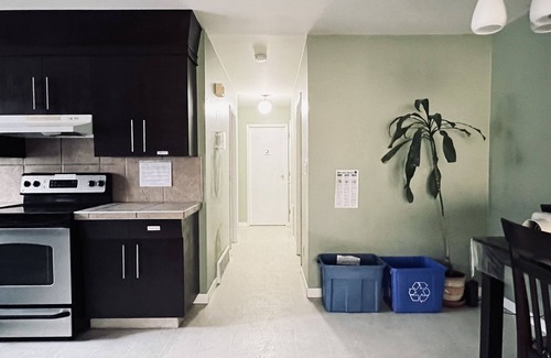 North Central Edmonton House | Male Monthly accommodation Close to NAIT/Kingsway Mail/Downtown