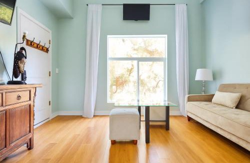 Central Malibu Apartment | Malibu 2BR In Woods Close To Beach