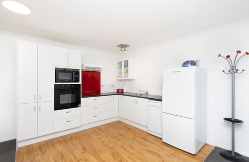 Papamoa Beach Apartment | Malibu Apartment by the Beach