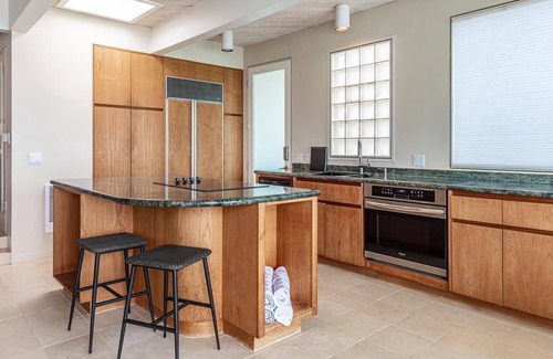 Malibu House | Malibu Beach House Getaway On Private Beach! August Special DISCOUNT!