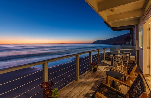 Malibu House | Malibu Beach House Getaway On Private Beach! August Special DISCOUNT!