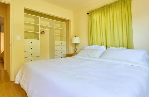 Malibu Apartment | Malibu Beach - Nature 2BR Retreat