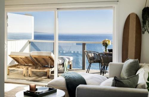 Eastern Malibu House | Malibu Breeze Ocean Front Condo with Beach Access
