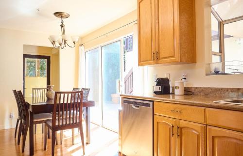 Malibu House | Malibu Home in Enchanting Hills 5 min from the beach