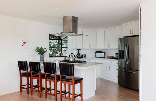 Agoura Hills House | Malibu Home with Pool, Mtns & Lake