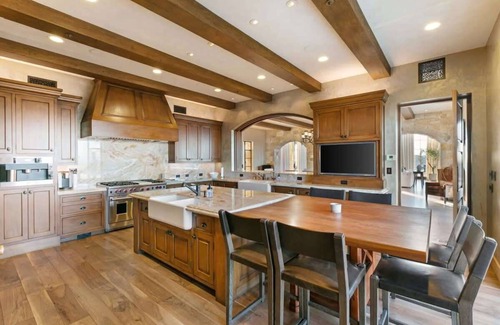 Malibu House | Malibu Rocky Oaks by Stay Awhile Villas