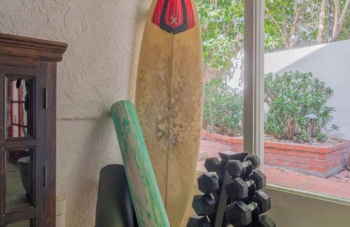 Western Malibu House | Malibu Villa with Beach Access and Ocean View