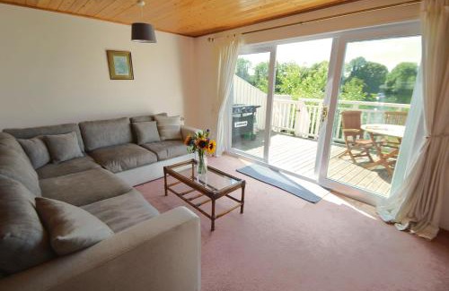 Cirencester House | Mallard Lodge