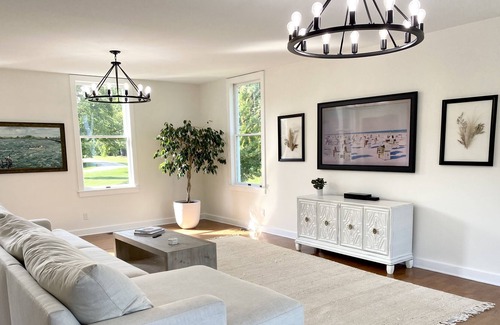 Secretary House | Mallard Point - Waterfront Home