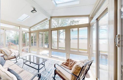 Colchester House | Malletts Bay Getaway