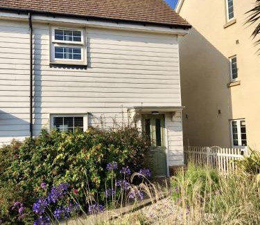 Camber House | Mallow Cottage