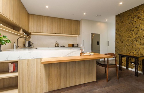 Nelson Apartment | Malthouse Lane City Apartment - Central Nelson Comfort with Stylish Design