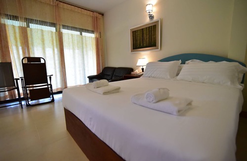 Takhli Hotel | Mamaungpaa Hillside Resort