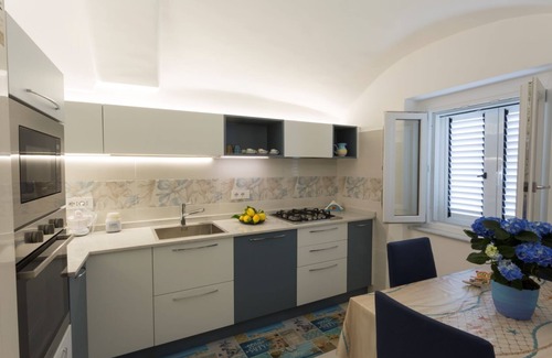 San Michele Apartment | Mamma Titina Holiday House, un grazioso appartamento in Costiera Amalfitana