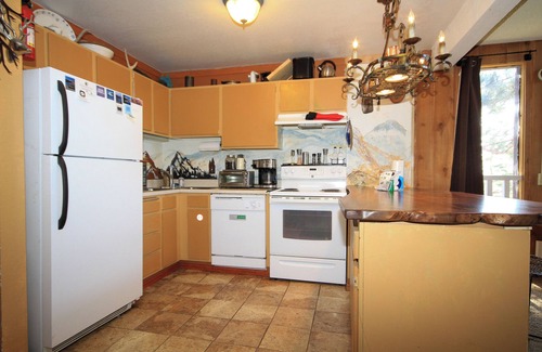 Mammoth Lakes Condo | Mammoth Ski & Racquet Club 042