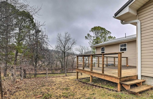 Hardy House | Mammoth Spring Home < 5 Mi to Saddler Falls!