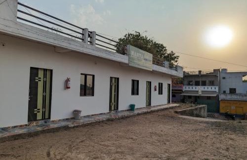 Rajpipla Hotel | Mamta Homestay