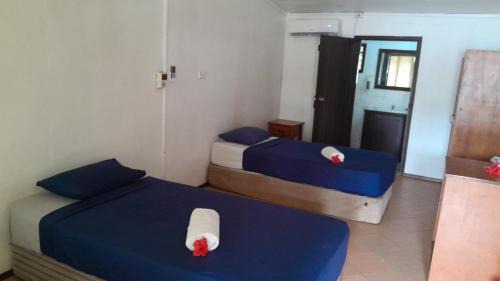 Mana Island Bed & Breakfast | Mana Backpacker and Dive Resort