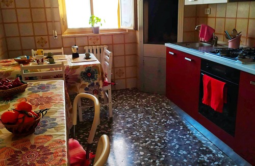 Polignano a Mare Apartment | Manaar House. a comfortable retreat a stone's throw from the sea!