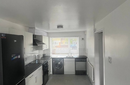 Chorlton-on-Medlock House | Manchester Holiday Home