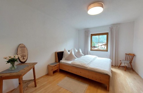 Umhausen Apartment | Mandla's Hoamat