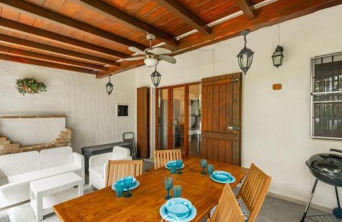 Villaggio Mandorli Apartment | Mandorli Green Retreat