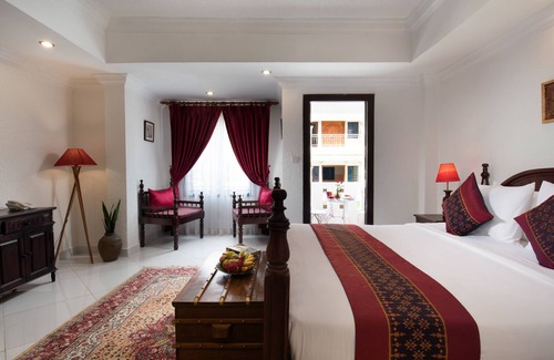 Sangkat Sla Kram Hotel | Mane Colonial Classic
