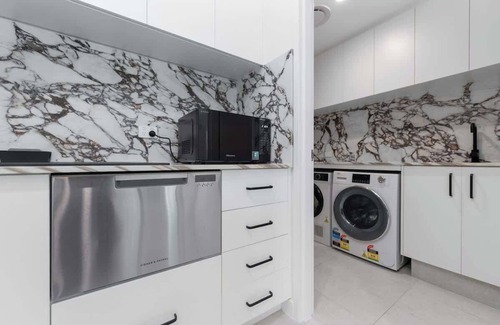 Morley Apartment | Mangini Apartments - 1 Bedroom